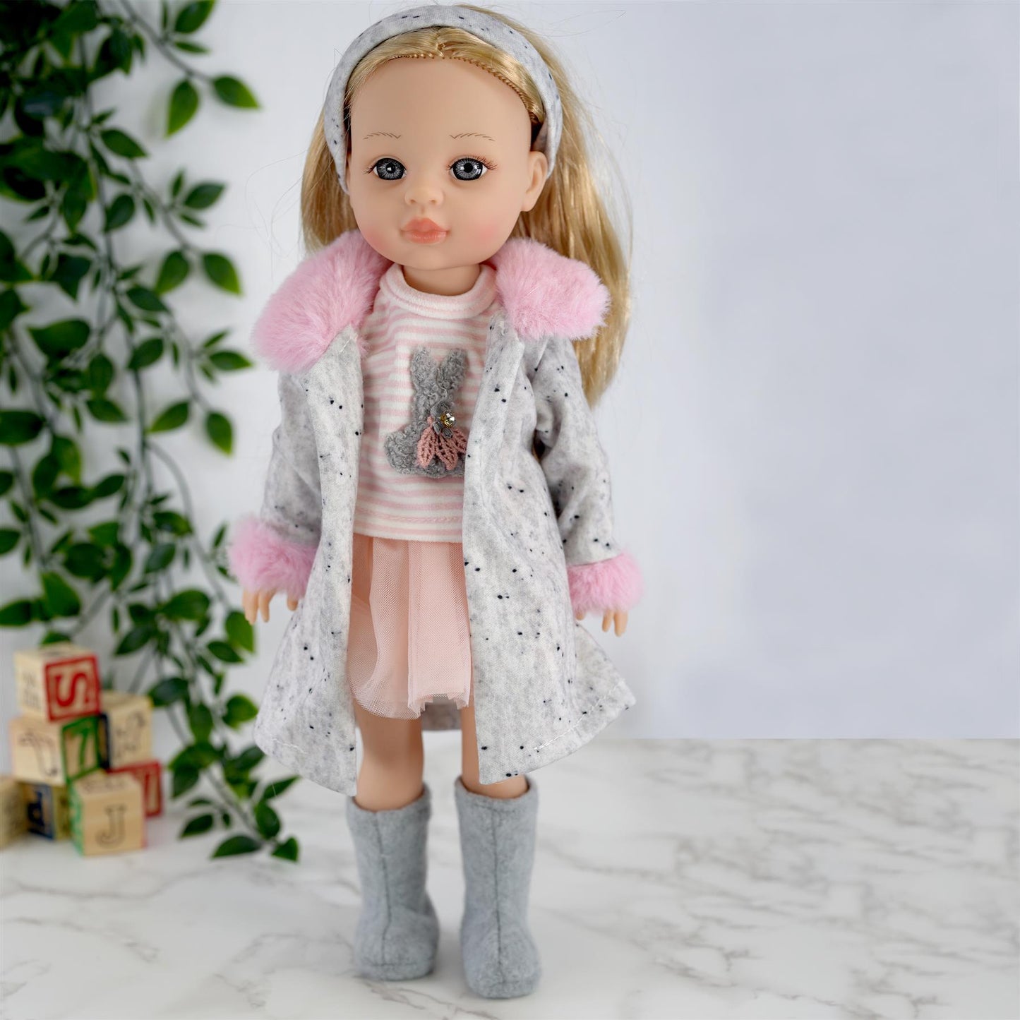 Bibi Doll Baby Doll Girl with Long Styling Hair American Style Fashion Dolls 15"