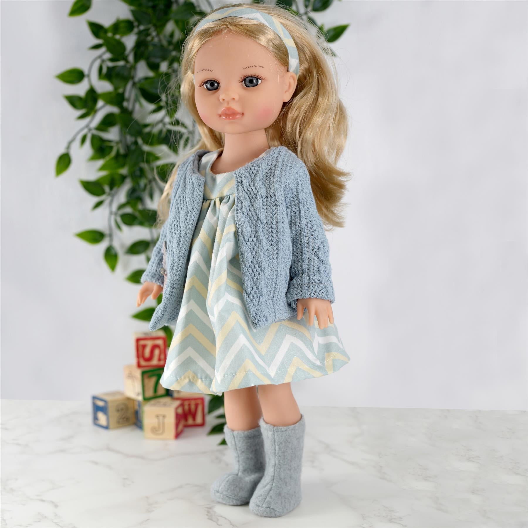 Bibi Doll Baby Doll Girl with Long Styling Hair American Style Fashion Dolls 15"