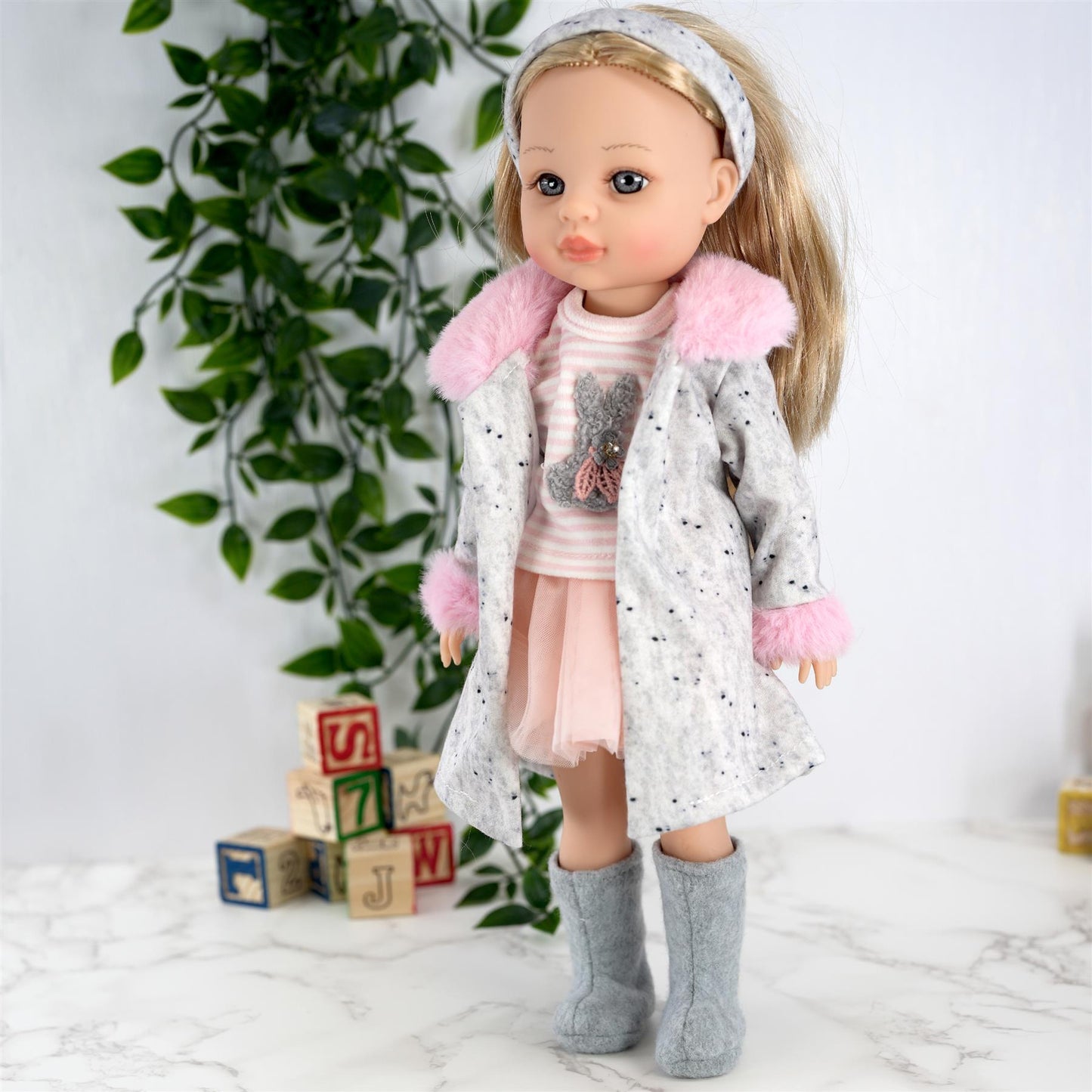 Bibi Doll Baby Doll Girl with Long Styling Hair American Style Fashion Dolls 15"