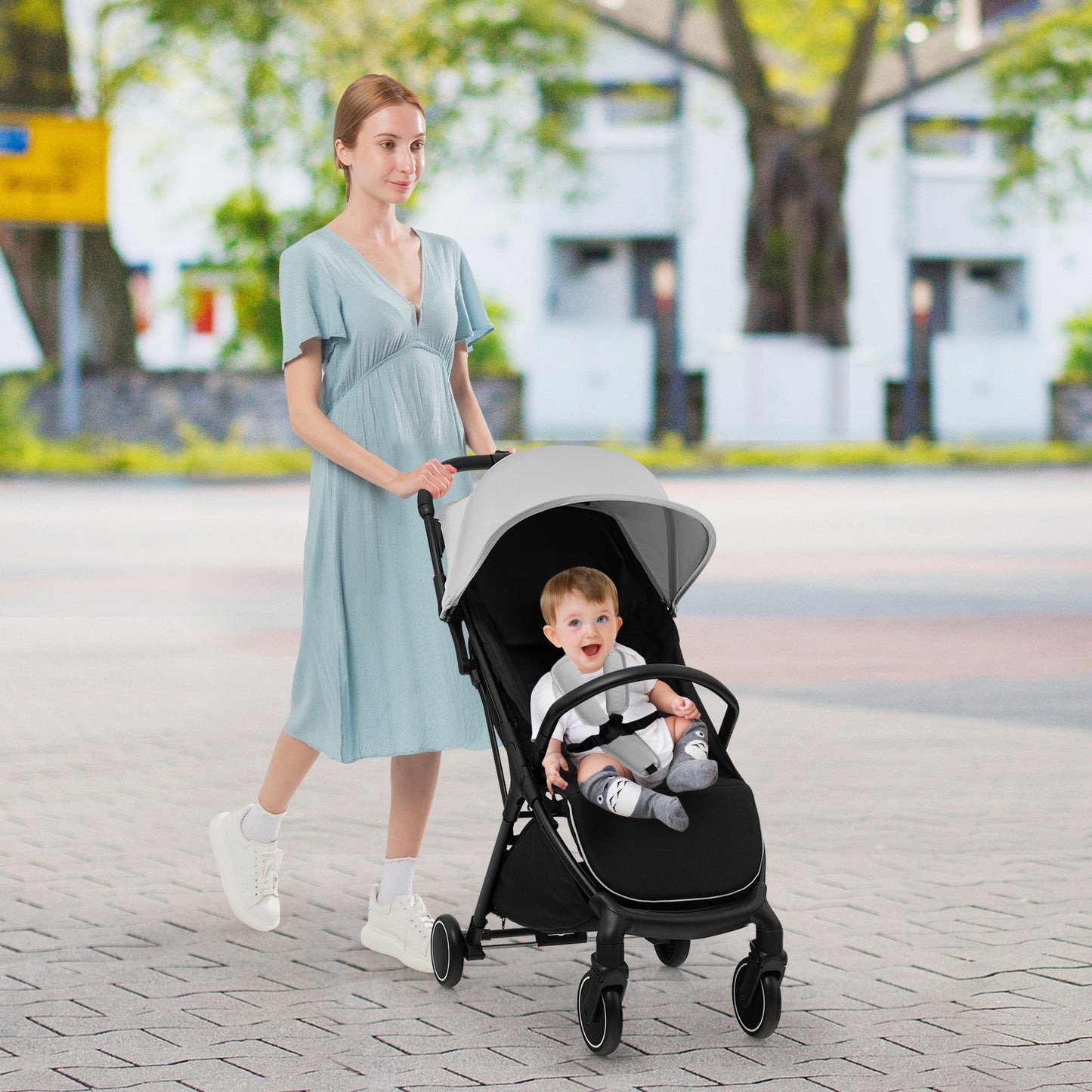 Lightweight Baby Stroller with Detachable Seat Cover